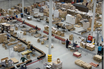 Warehouse eindejaarspakketten